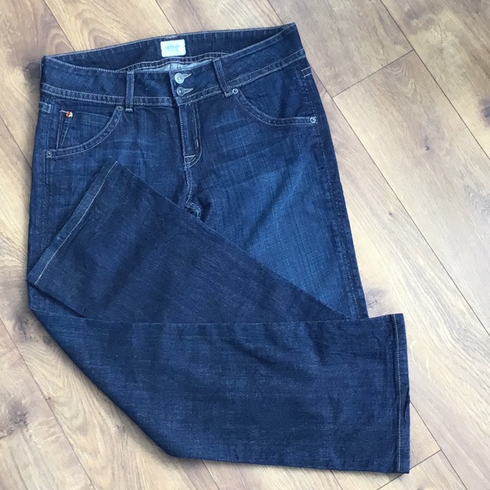 HUDSON LOW RISE SIGNATURE BOOTCUT JEANS LIKE NEW - Picture 3 of 10